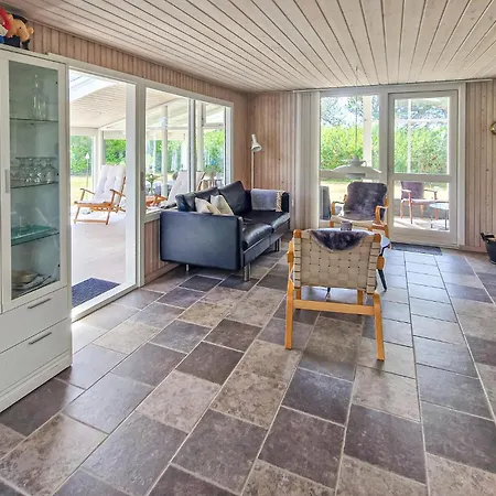3 Bedroom Gorgeous In Casa de Férias Hadsund