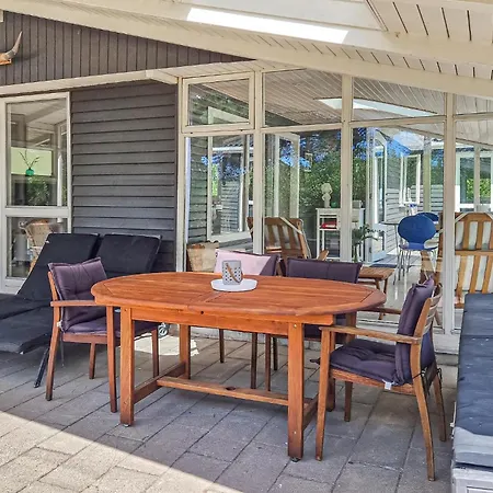 3 Bedroom Gorgeous In *